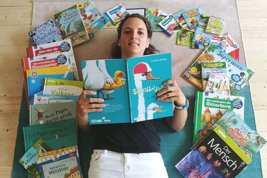 Foto von Christine Schindler - Ein Meer von Büchern